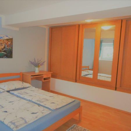 Apartman Sara 마툴지 외부 사진